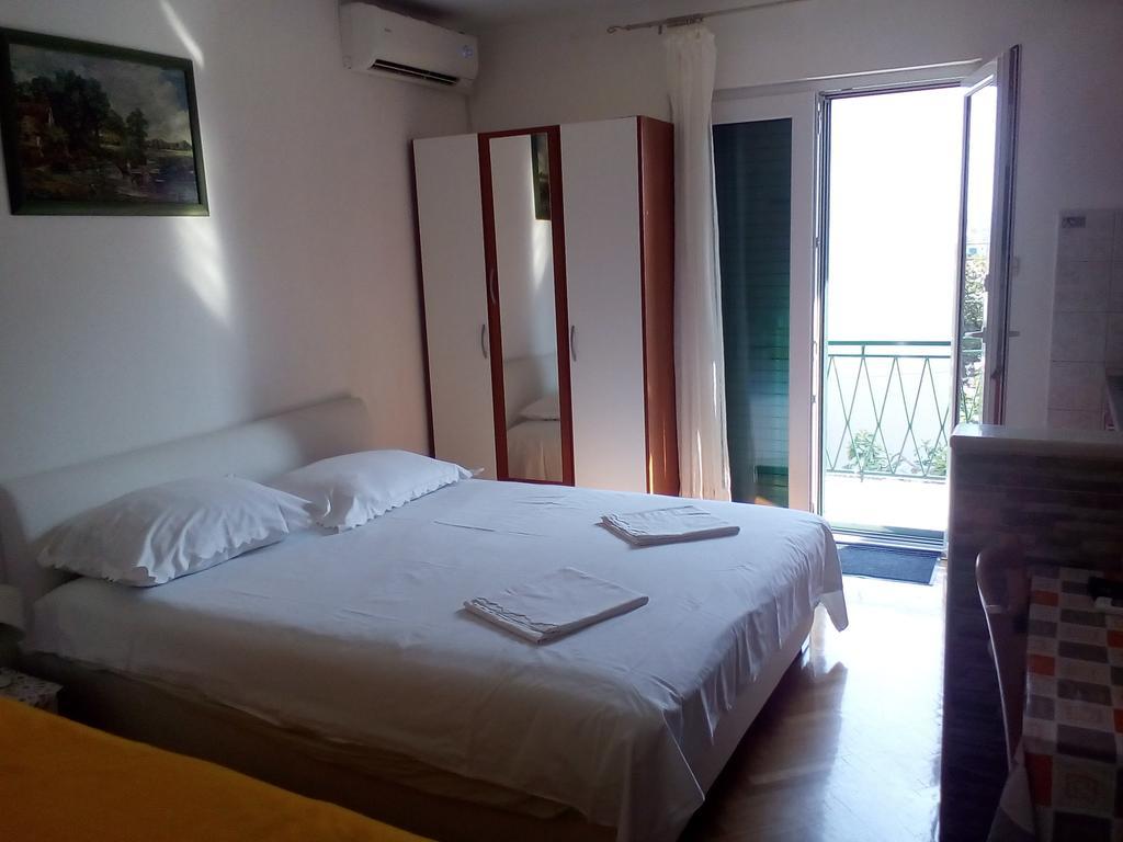 Apartments Ribarevic มาคาร์สกา ภายนอก รูปภาพ